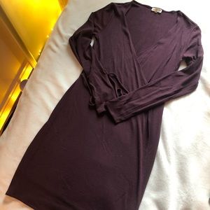 Aritzia Wilfred free wrap dress